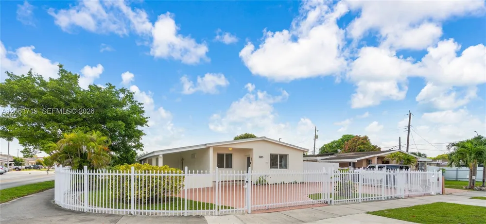 3685 W 9th Ave Hialeah, FL 33012