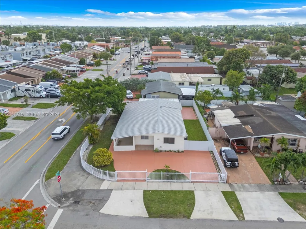 3685 W 9th Ave Hialeah, FL 33012