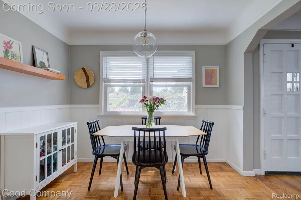 2946 Ellwood Avenue Berkley City, MI 48072