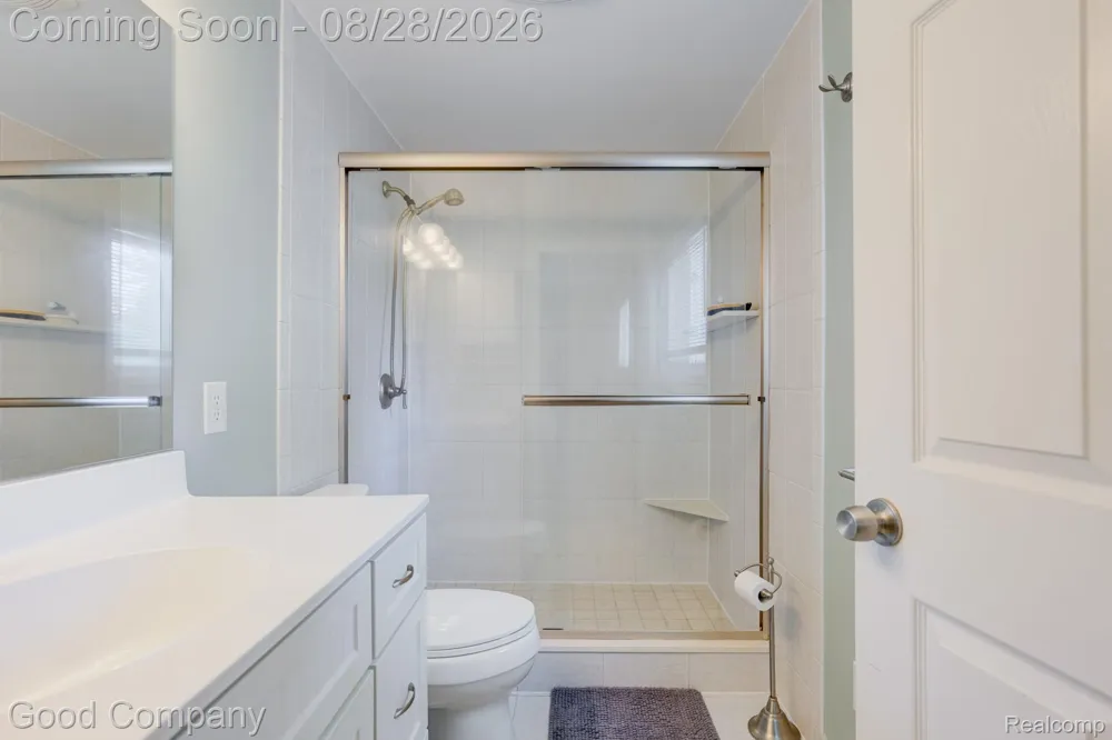 2946 Ellwood Avenue Berkley City, MI 48072