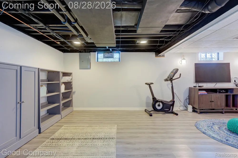 2946 Ellwood Avenue Berkley City, MI 48072