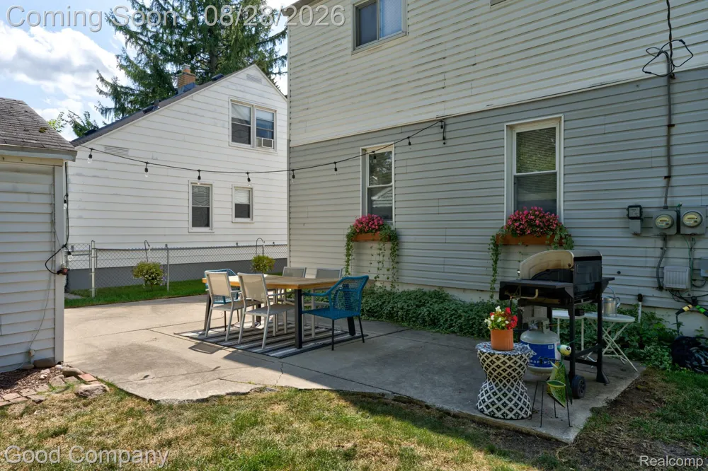 2946 Ellwood Avenue Berkley City, MI 48072