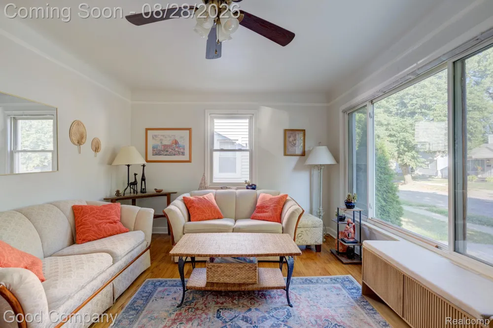 1698 Annabelle Street Ferndale City, MI 48220