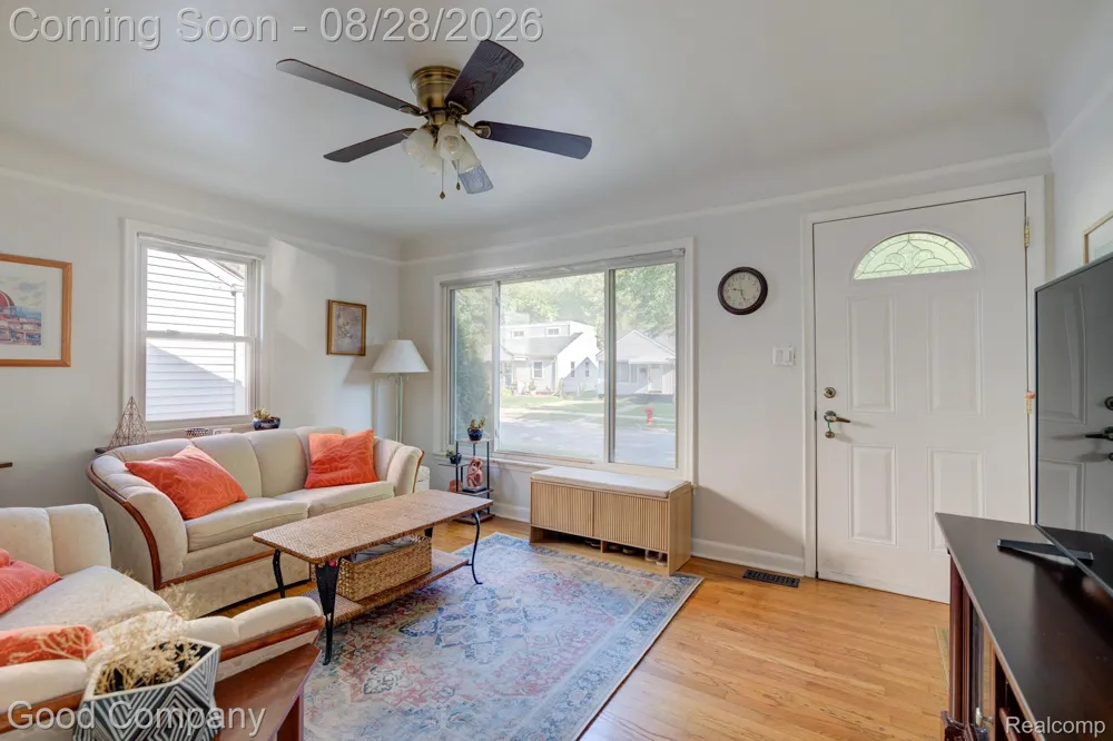 1698 Annabelle Street Ferndale City, MI 48220