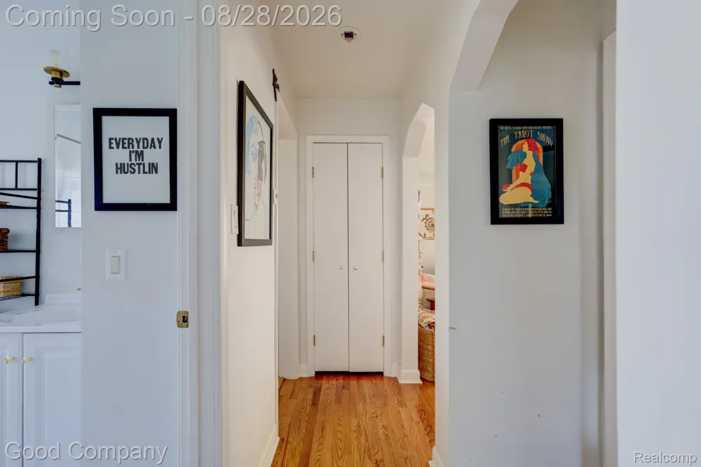 1698 Annabelle Street Ferndale City, MI 48220