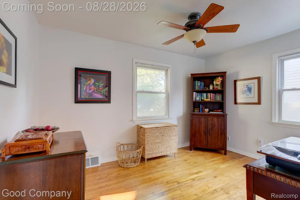 1698 Annabelle Street Ferndale City, MI 48220
