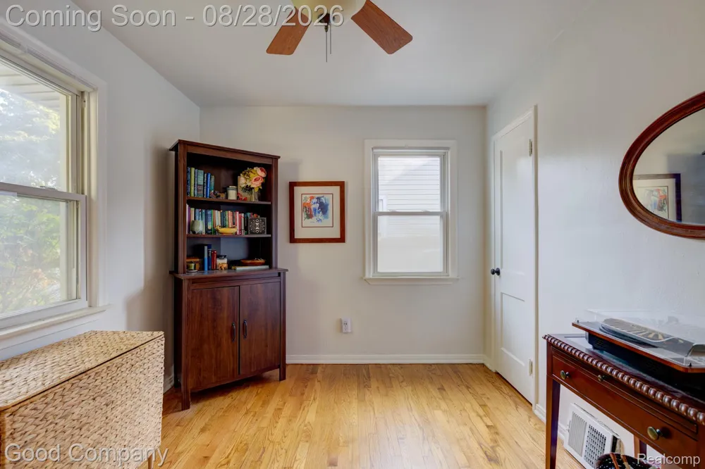 1698 Annabelle Street Ferndale City, MI 48220