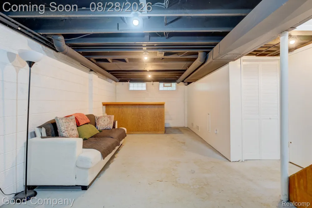1698 Annabelle Street Ferndale City, MI 48220