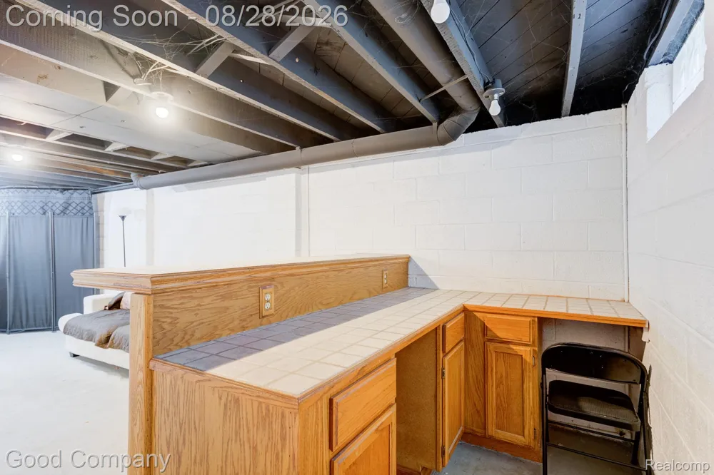 1698 Annabelle Street Ferndale City, MI 48220