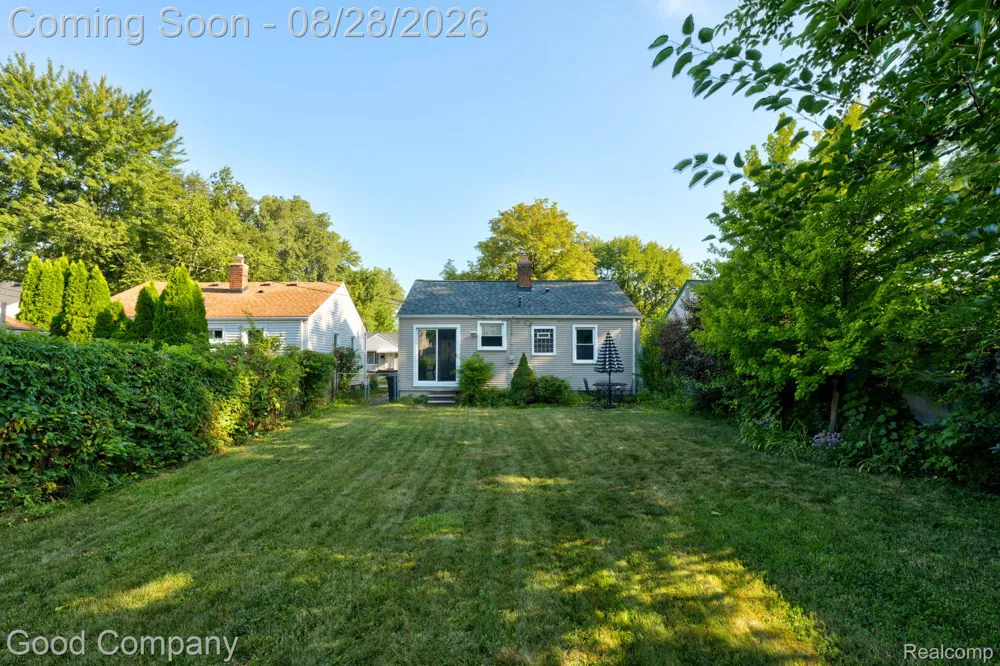 1698 Annabelle Street Ferndale City, MI 48220