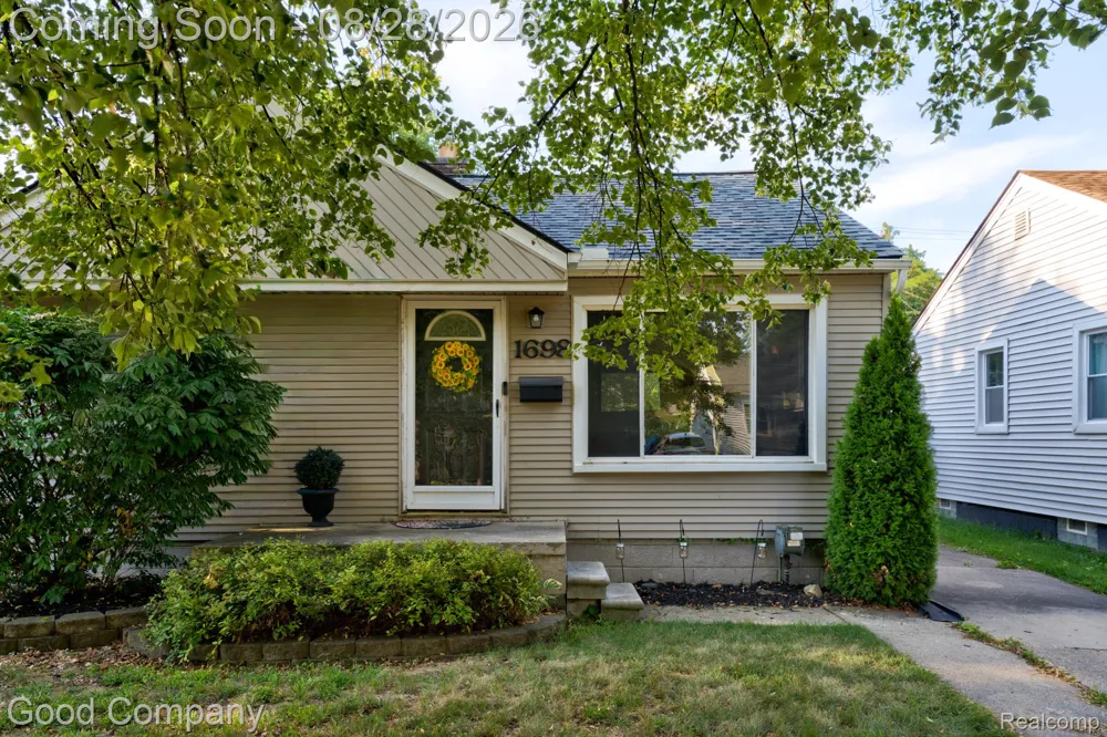 1698 Annabelle Street Ferndale City, MI 48220