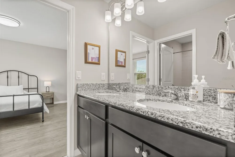 184 BELLA VERANO WAY Davenport, FL 33897