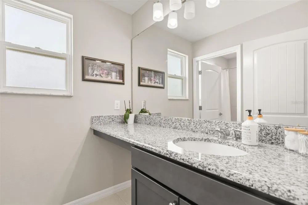 184 BELLA VERANO WAY Davenport, FL 33897