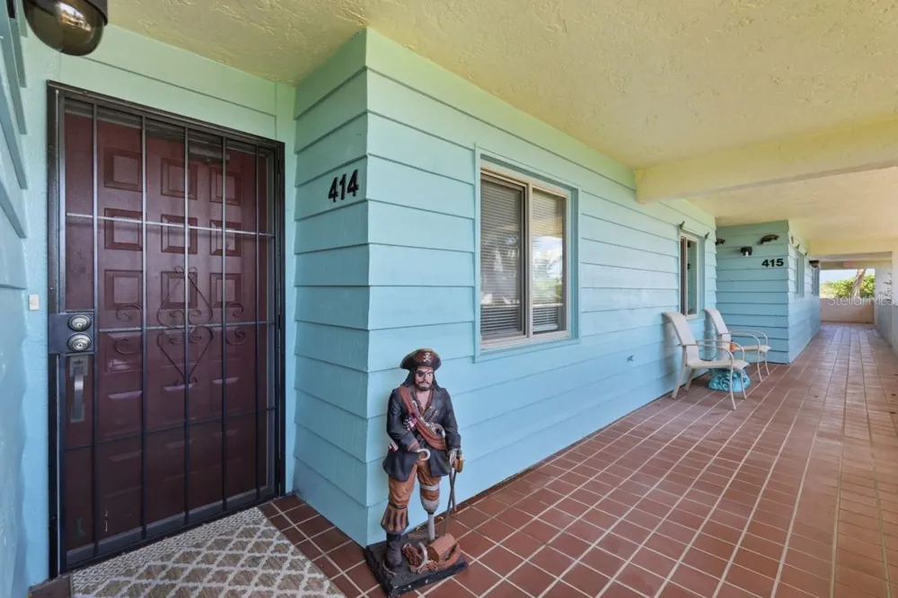 9604 CORTEZ ROAD W #414 Bradenton, FL 34210