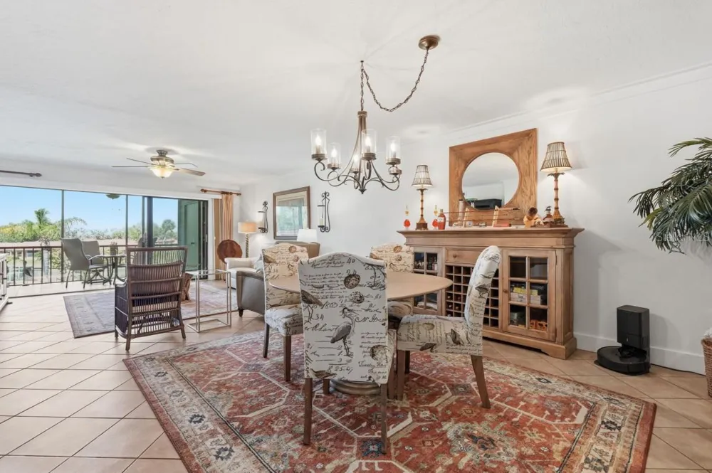 9604 CORTEZ ROAD W #414 Bradenton, FL 34210