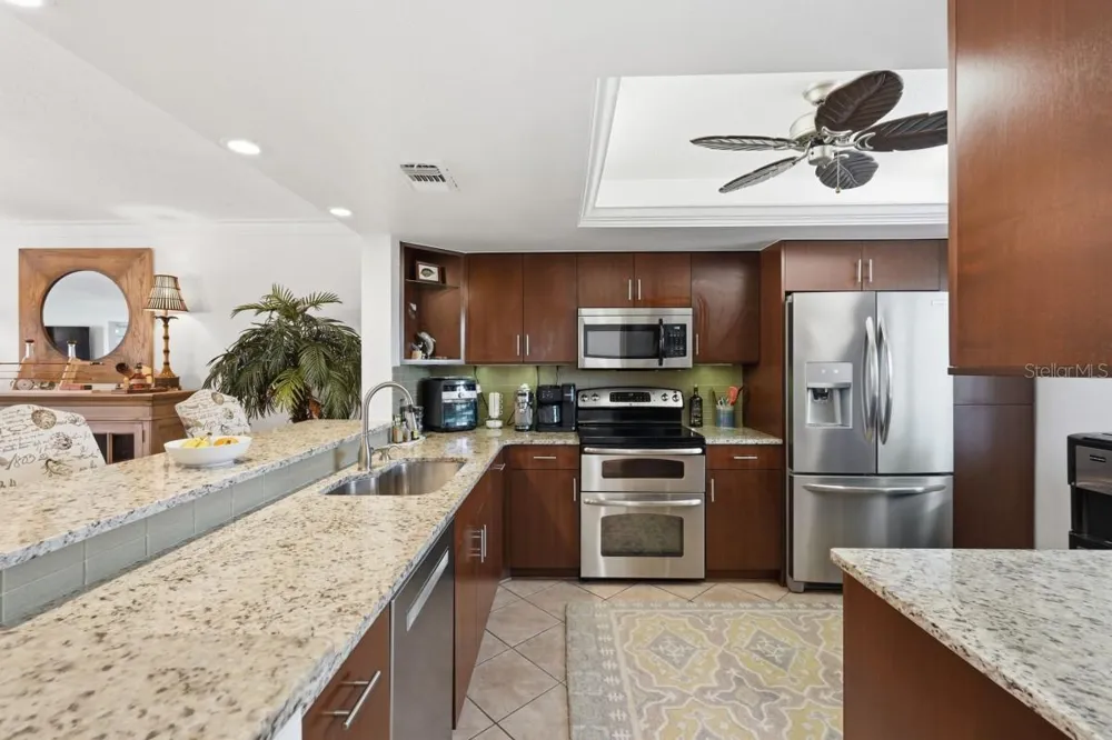 9604 CORTEZ ROAD W #414 Bradenton, FL 34210