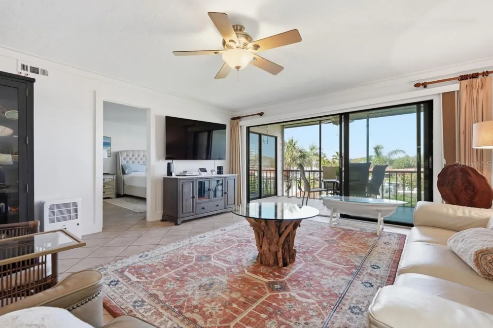 9604 CORTEZ ROAD W #414 Bradenton, FL 34210