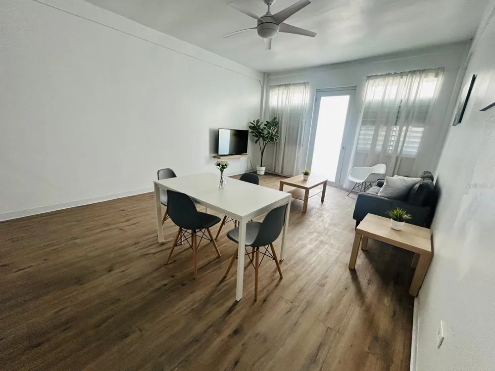 2844 AVE. ROOSEVELT #206 Ponce, PR 00716