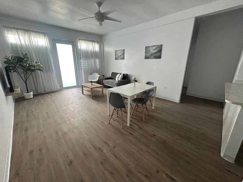 2844 AVE. ROOSEVELT #206 Ponce, PR 00716