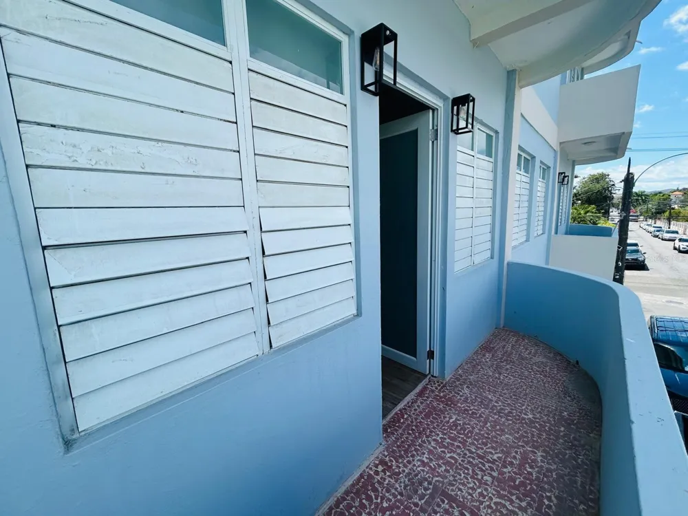 2844 AVE. ROOSEVELT #206 Ponce, PR 00716