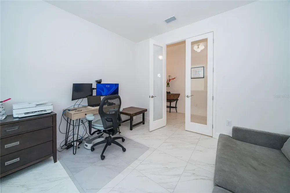 3290 GREAT BANYAN WAY Wesley Chapel, FL 33543