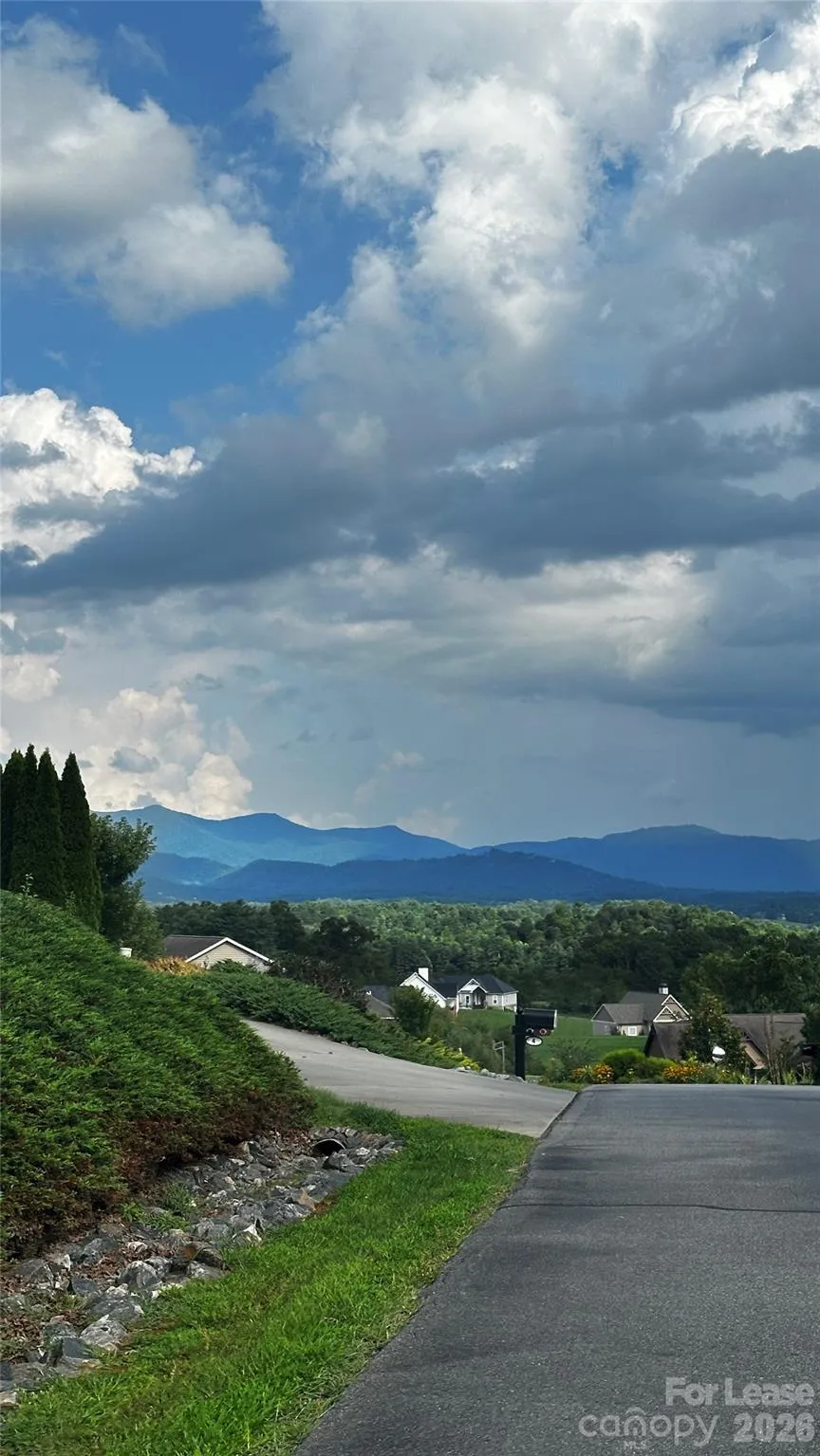 77 Horizon Way Alexander, NC 28701