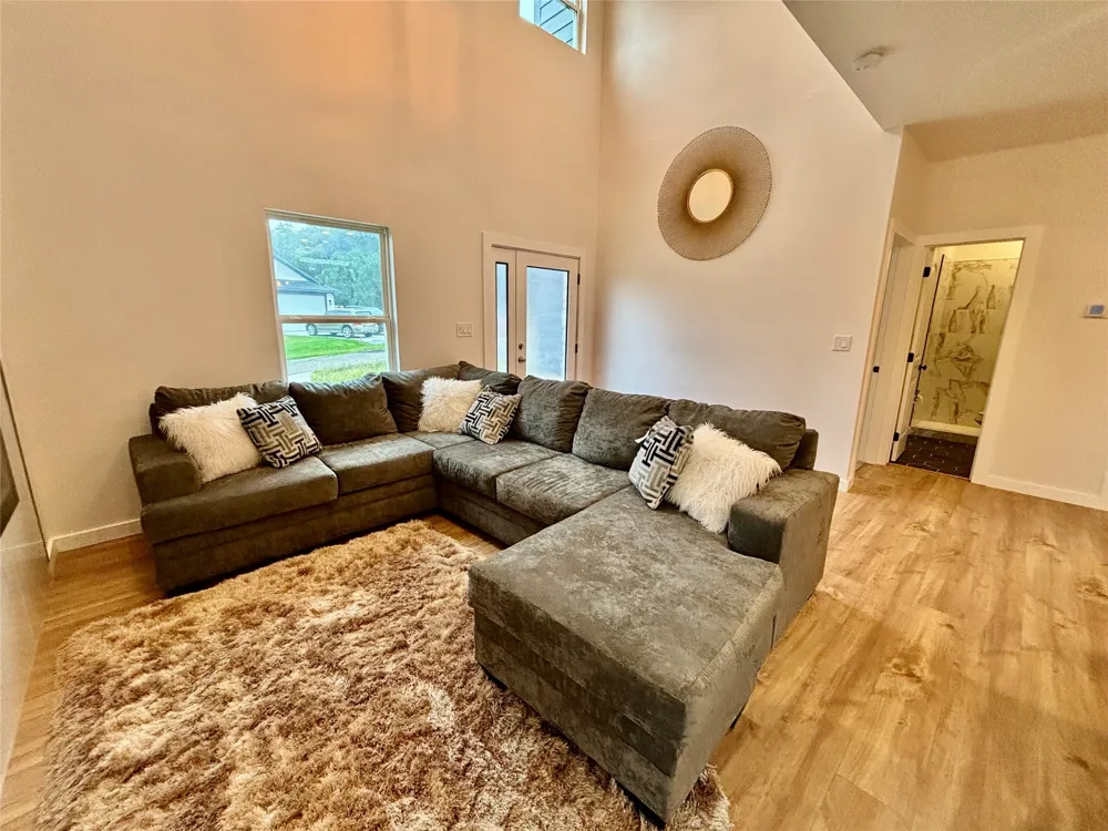 5114 Stoneridge Drive Granbury, TX 76048