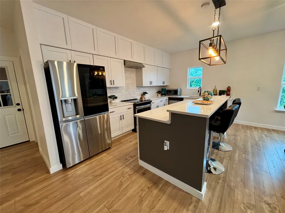 5114 Stoneridge Drive Granbury, TX 76048