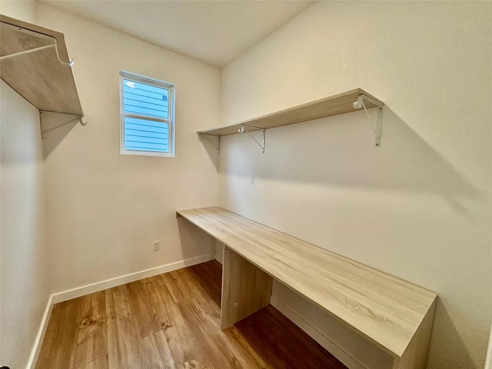 5114 Stoneridge Drive Granbury, TX 76048