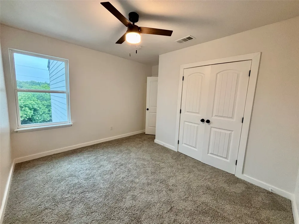 5114 Stoneridge Drive Granbury, TX 76048