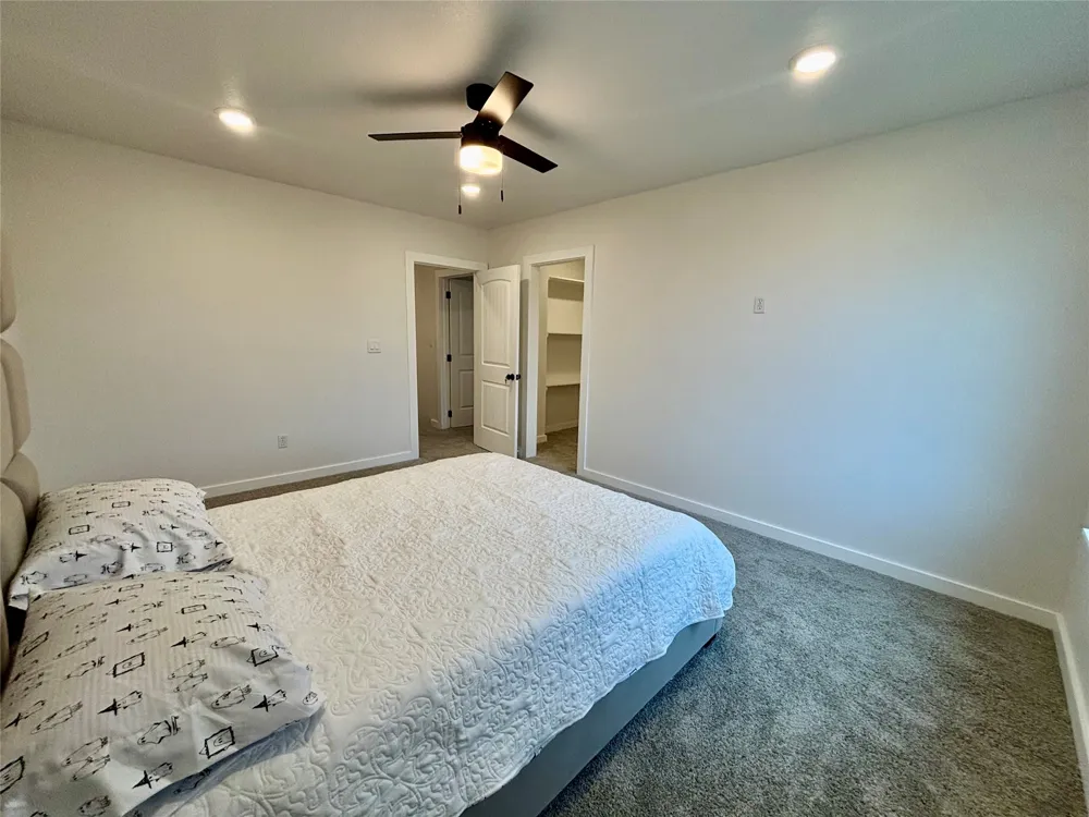 5114 Stoneridge Drive Granbury, TX 76048