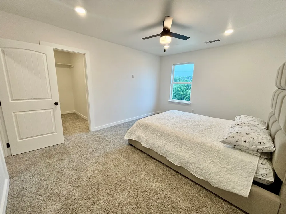 5114 Stoneridge Drive Granbury, TX 76048