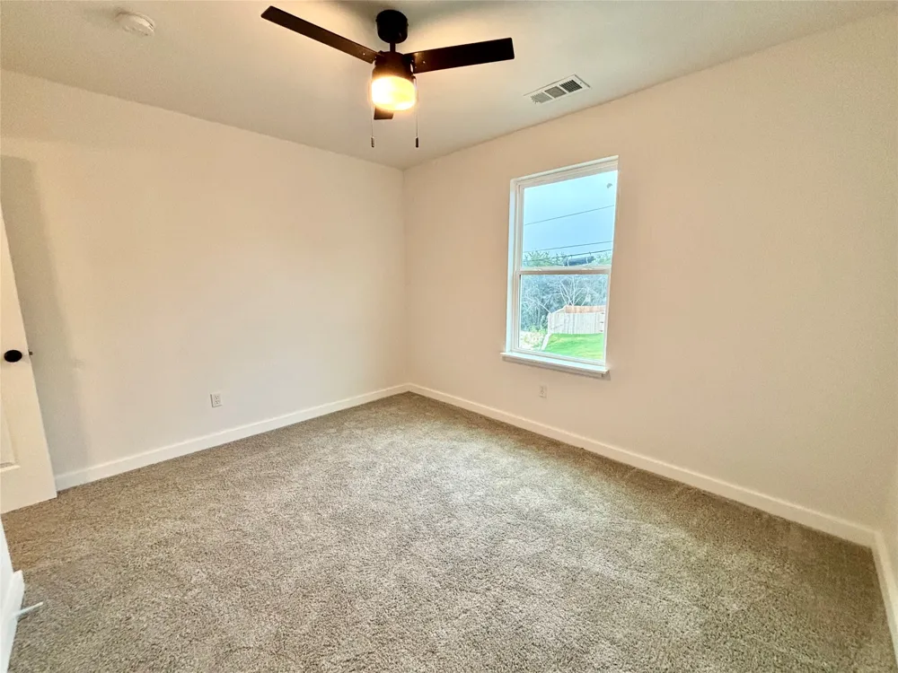 5114 Stoneridge Drive Granbury, TX 76048
