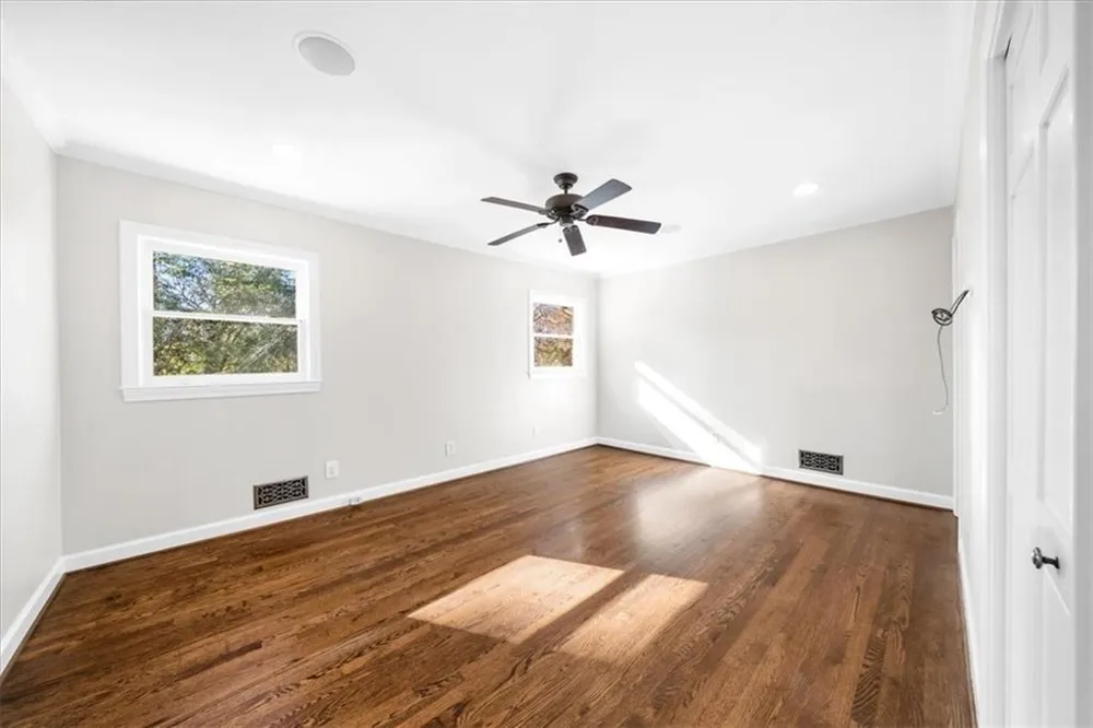 525 Timber Valley Road Sandy Springs, GA 30342