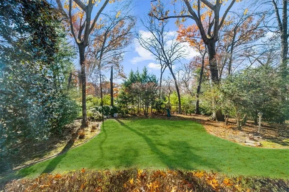 525 Timber Valley Road Sandy Springs, GA 30342