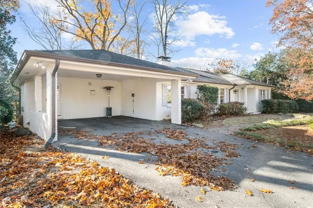 525 Timber Valley Road Sandy Springs, GA 30342