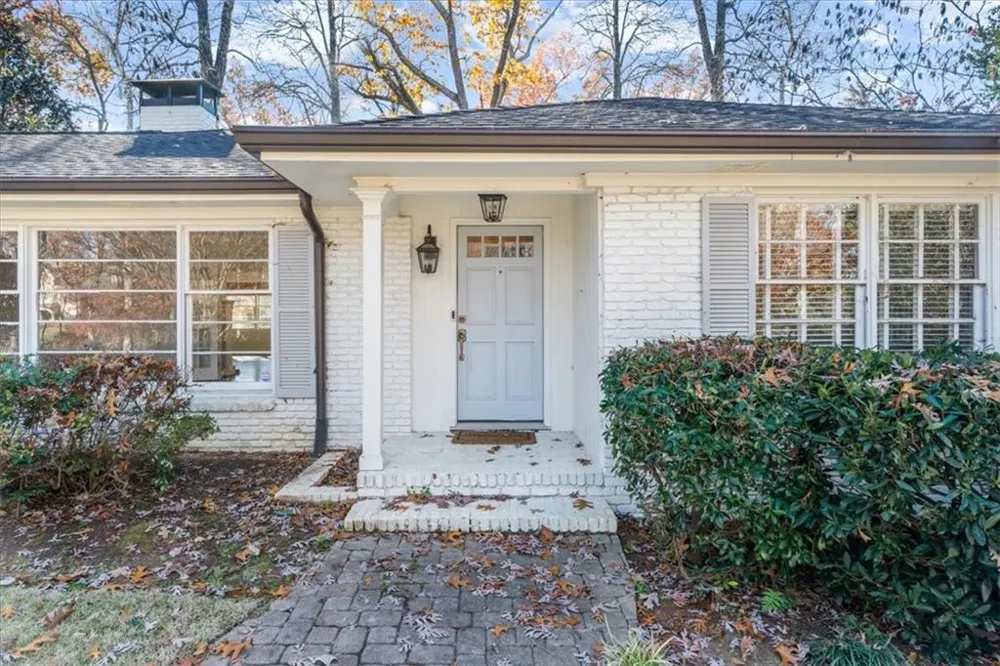 525 Timber Valley Road Sandy Springs, GA 30342