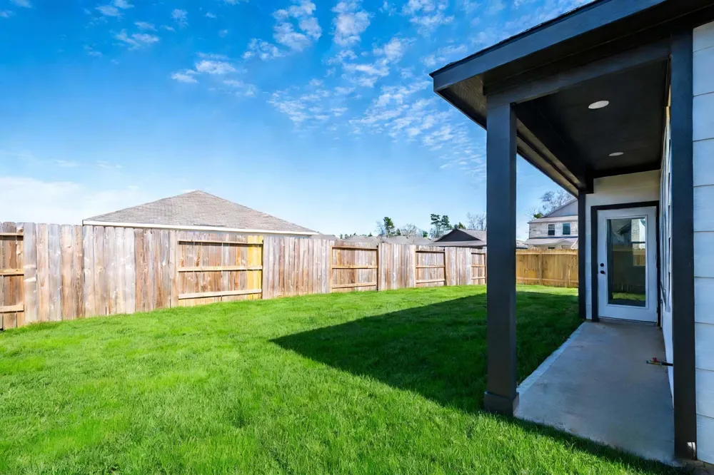 10411 Woodhill Spa Lane Cleveland, TX 77327