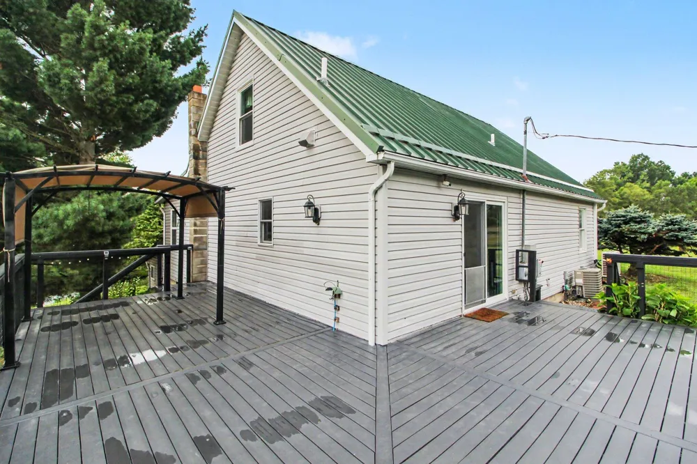 123 S Freer Road Chelsea, MI 48118