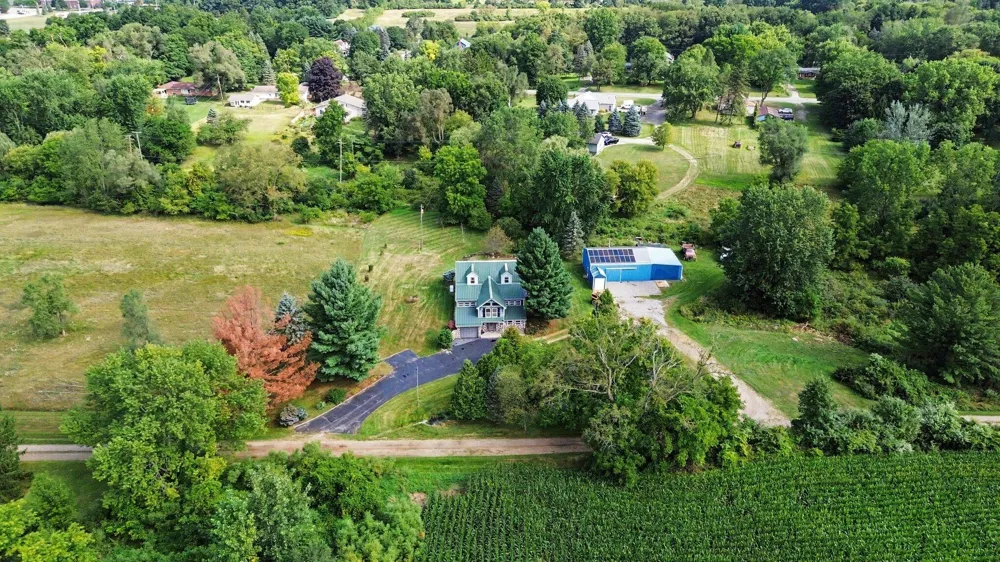 123 S Freer Road Chelsea, MI 48118