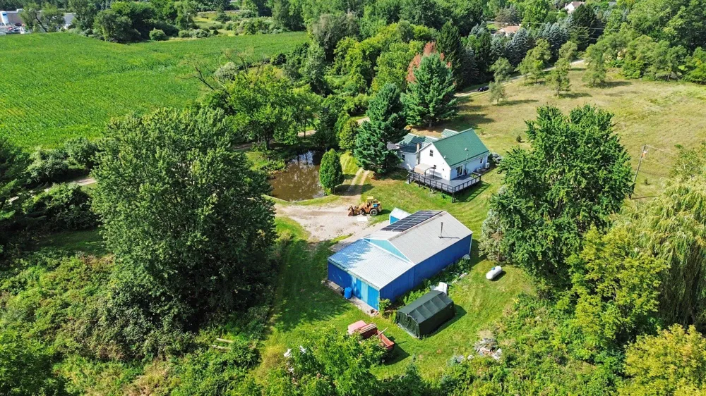 123 S Freer Road Chelsea, MI 48118