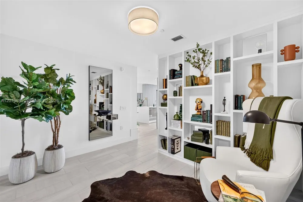 2000 Metropica Way #1901 Sunrise, FL 33323