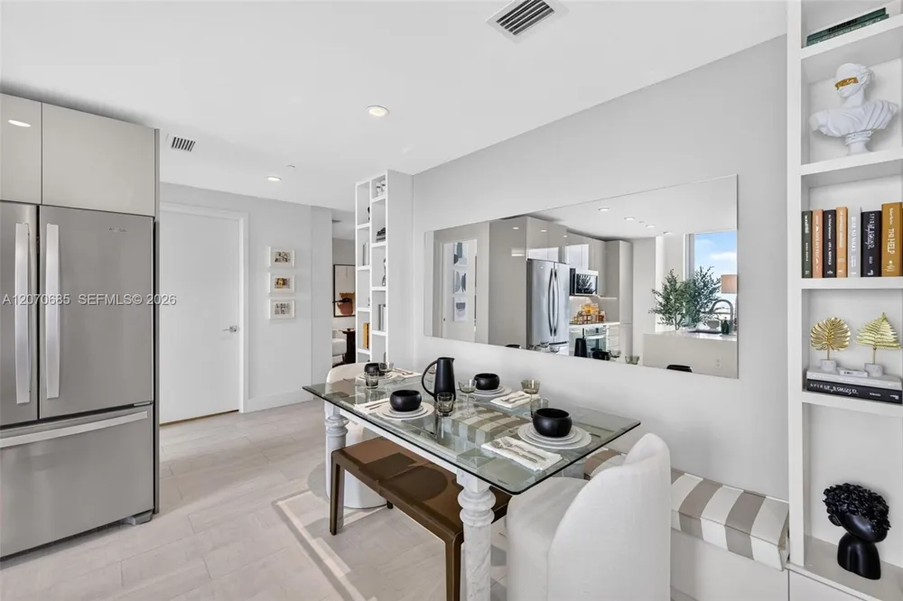 2000 Metropica Way #1901 Sunrise, FL 33323