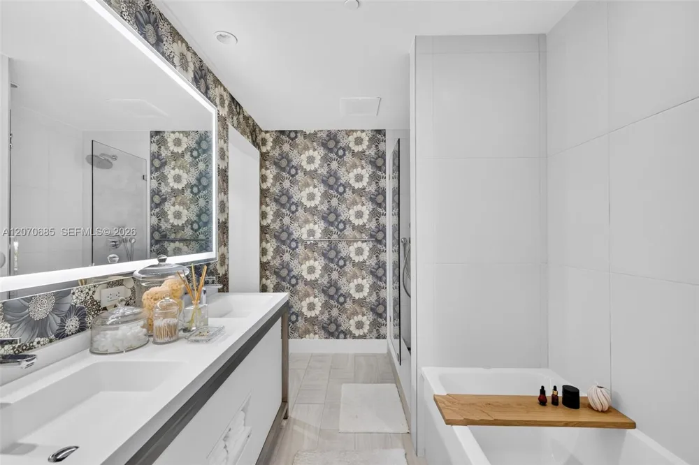 2000 Metropica Way #1901 Sunrise, FL 33323