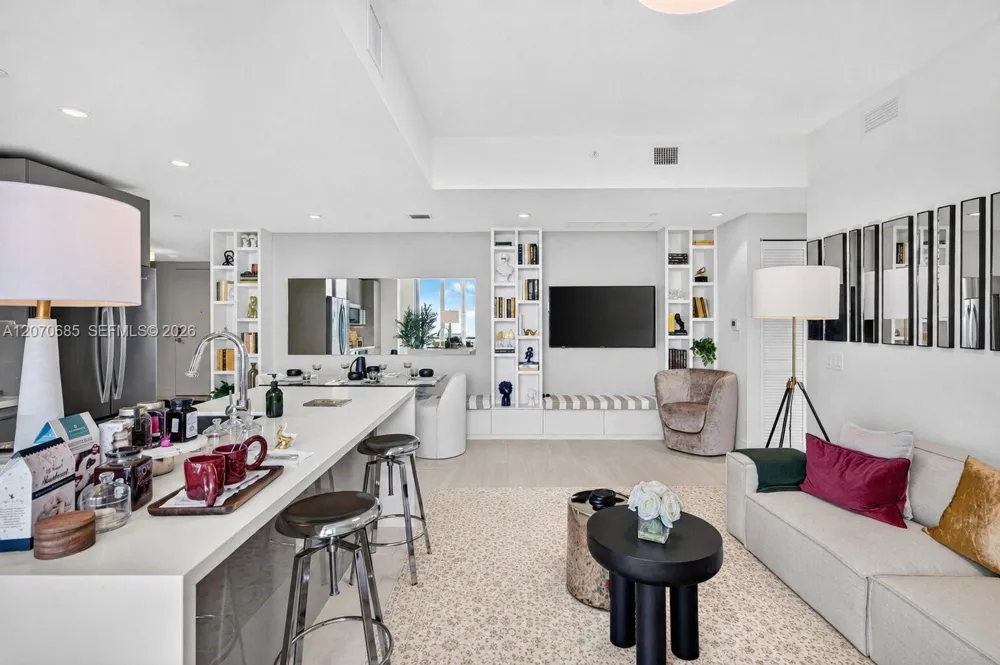 2000 Metropica Way #1901 Sunrise, FL 33323