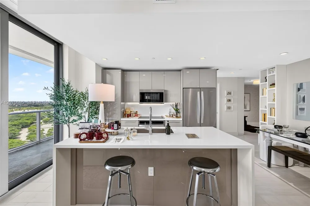 2000 Metropica Way #1901 Sunrise, FL 33323