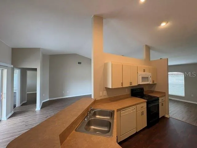 432 SAVANNA POINTE STREET Winter Haven, FL 33884