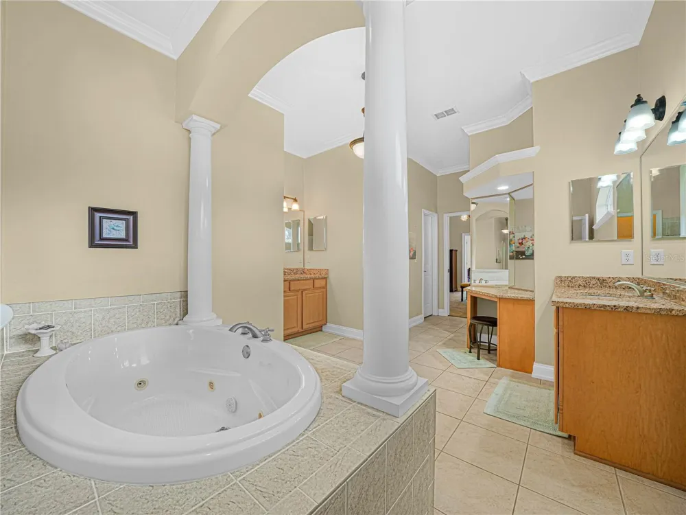 3108 HAWKS RIDGE DRIVE Lakeland, FL 33810