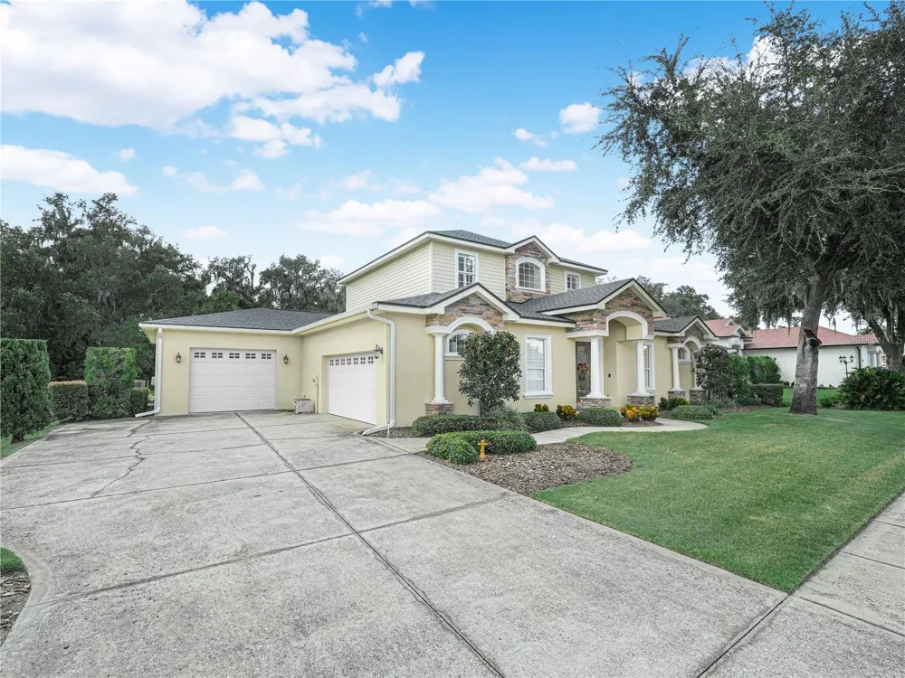 3108 HAWKS RIDGE DRIVE Lakeland, FL 33810