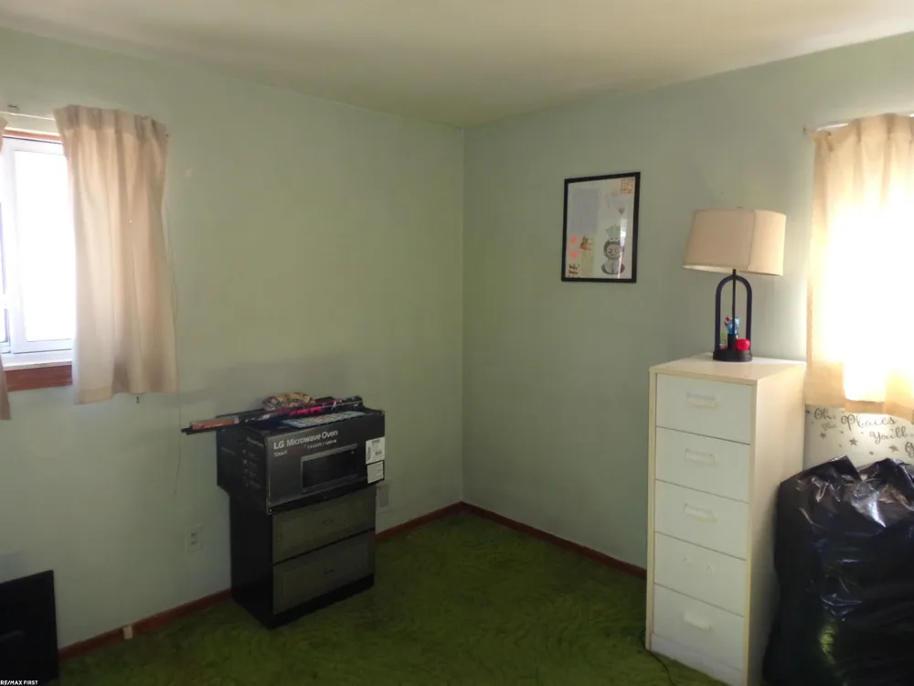 28204 Gladstone Street St Clair Shores City, MI 48081